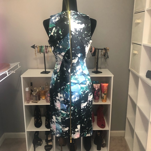 Jennifer Lopez sexy fitted dress size 8 - Picture 3 of 12